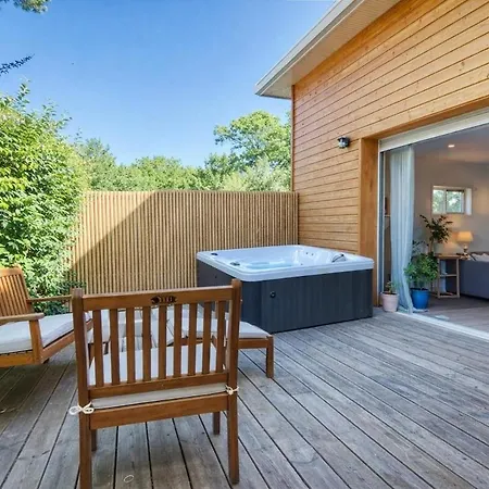 House Mascaret -spa -terrasse - 2 Bedrooms - 5 People - Lacanau
